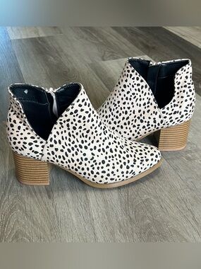 Jolimall Animal Print Spotted Block Heel Booties Size 6